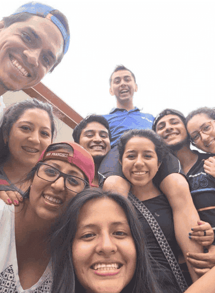 Jóvenes al servicio de los demás, compartiendo mi vocación con universitarios. S. Wilo Haro, SJ