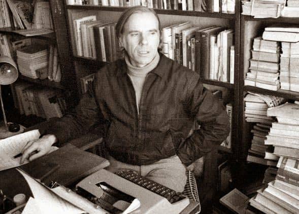 Luis Espinal Camps, el artista de los tallados de madera