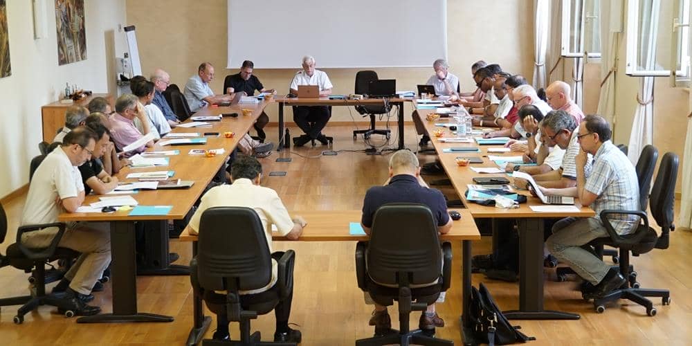 A vino nuevo, odres nuevos - Pasado, presente y futuro 