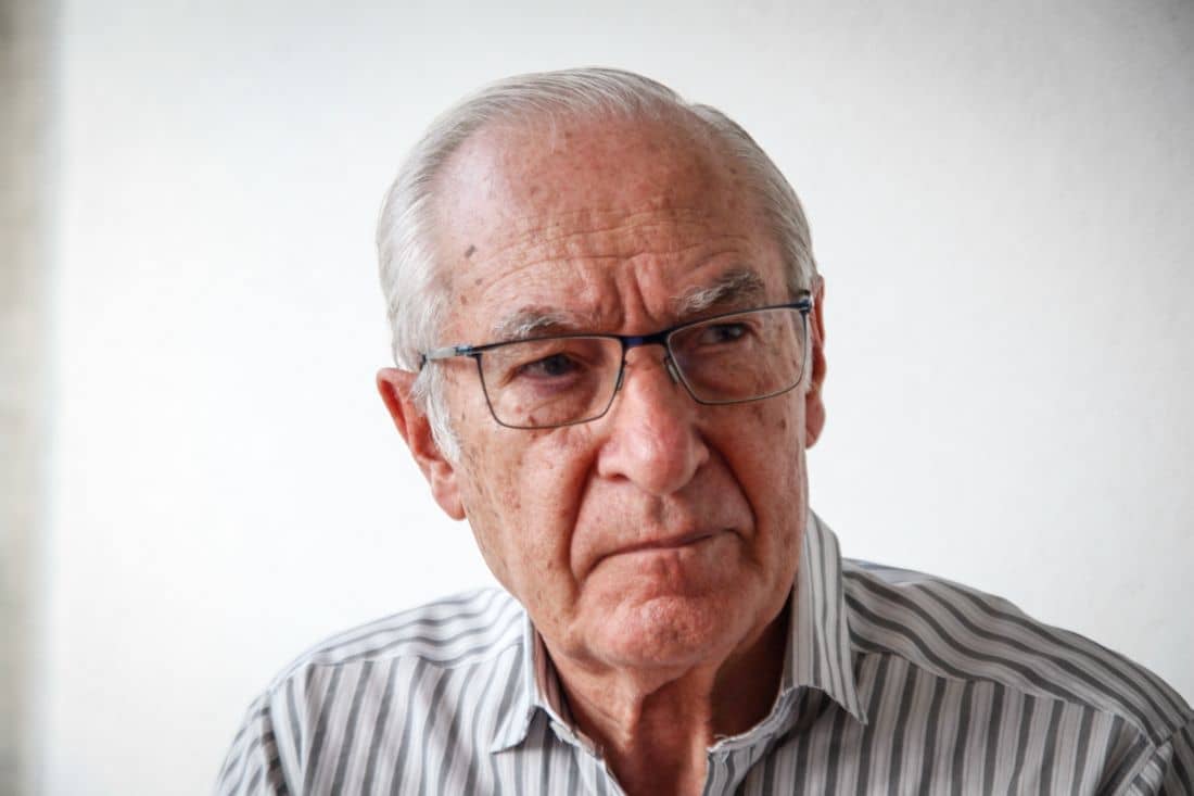 Capitulación Revolucionaria. Por: Luis Ugalde, S.J.