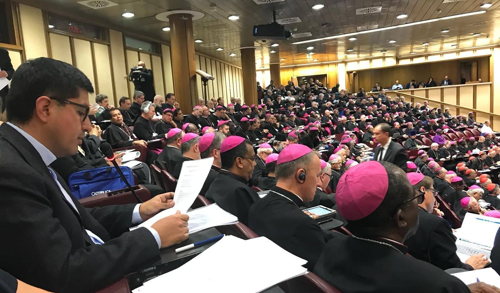 La Iglesia se construye con los jóvenes. Por: Juan Bytton S.J.