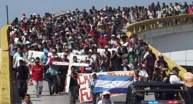 Mr. Trump, usted es quien actúa ilegalmente, no la caravana