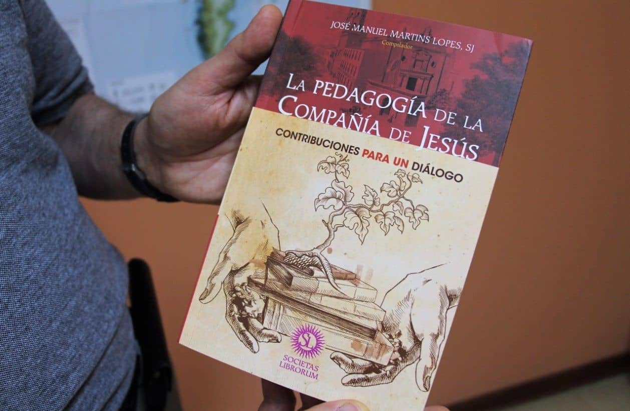 Ya disponible la versión en español del libro La Pedagogía de la Compañía de Jesús - Contribuciones para un Diálogo
