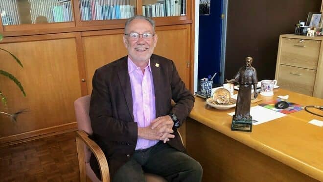 Fernando Fernández, exrector de la Ibero-Puebla: “La inmensa mayoría de las universidades forman moluscos. Ustedes son salmones”