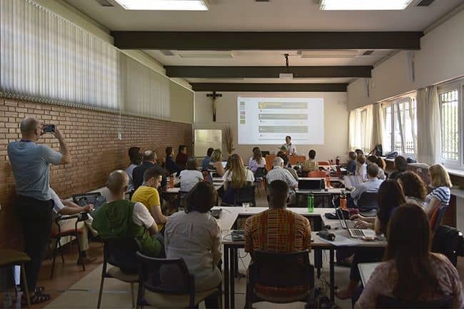 Comunicar al servicio de la misión. JesWebCom 2019