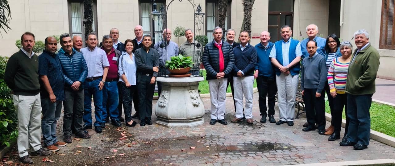 Administradores evalúan la situación económica de las provincias jesuitas