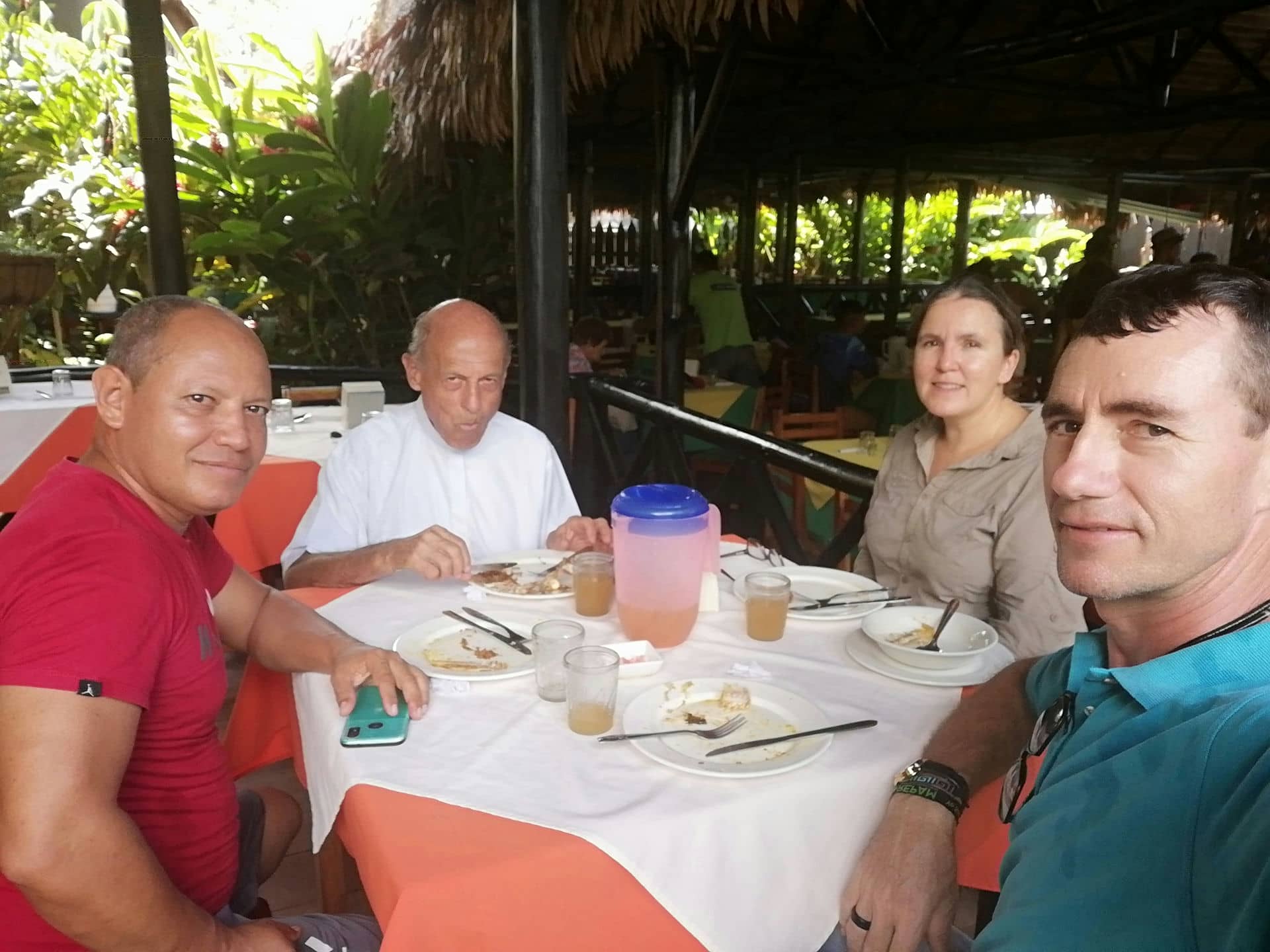 Visita de la Dra. Nicole Pierrard de la Javeriana - Cali
