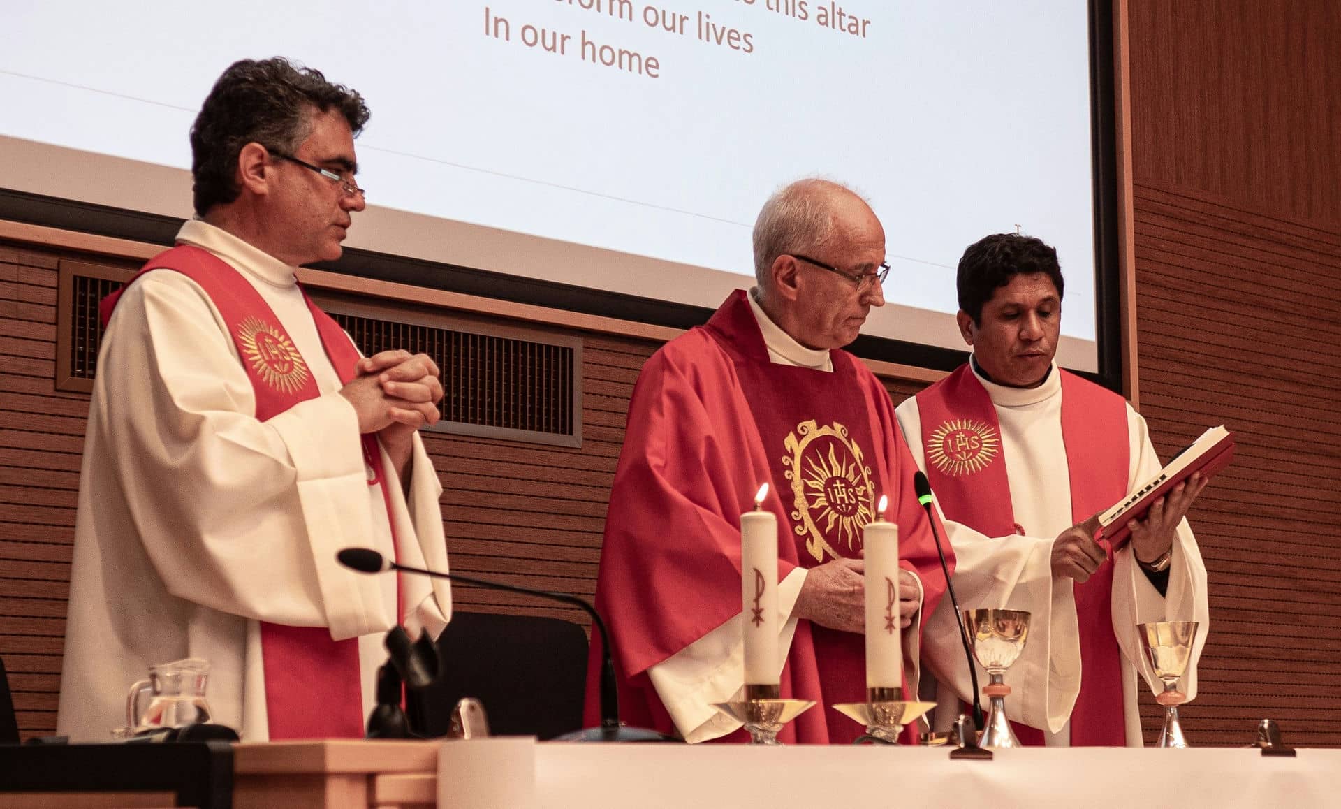 Homilía del P. Roberto Jaramillo S.J. en la celebración de los 50 años del SJSE