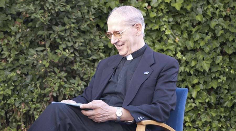 Mark Raper SJ: 