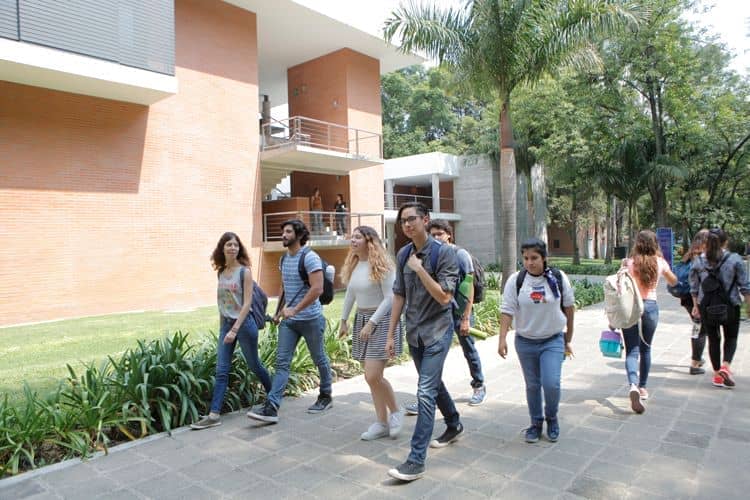 Los retos de la pandemia para las universidades de AUSJAL