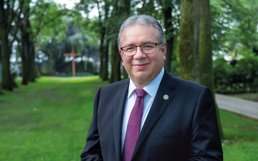 Educación y resiliencia jesuita en tiempos convulsos. Entrevista al P. Luis Gerardo Moro Madrid, SJ 