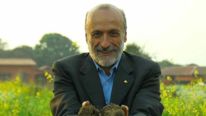 Carlo Petrini: 