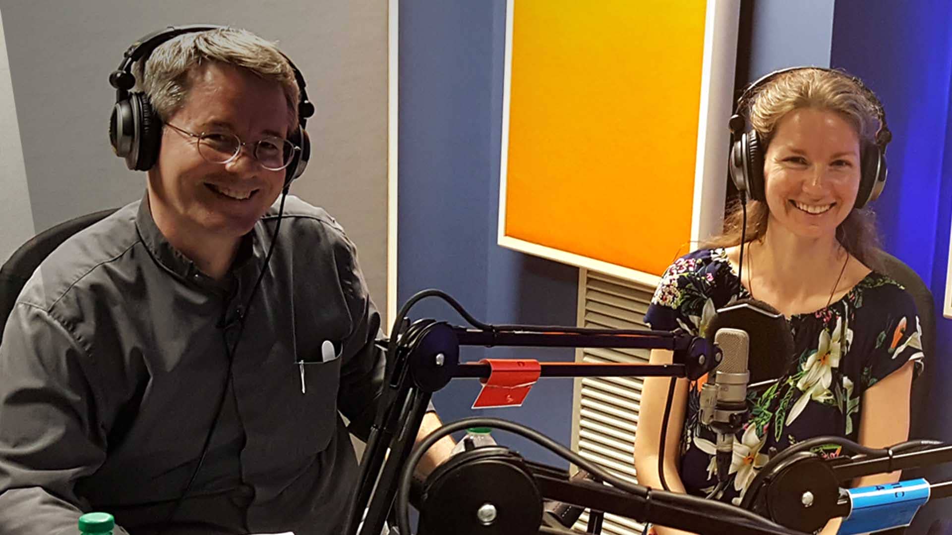 Una emisora que alimenta corazones desde hace 90 años