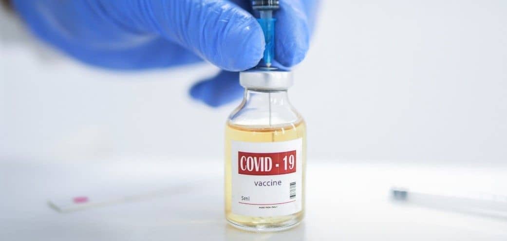 Redes jesuitas hacen llamado urgente a la vacunación universal