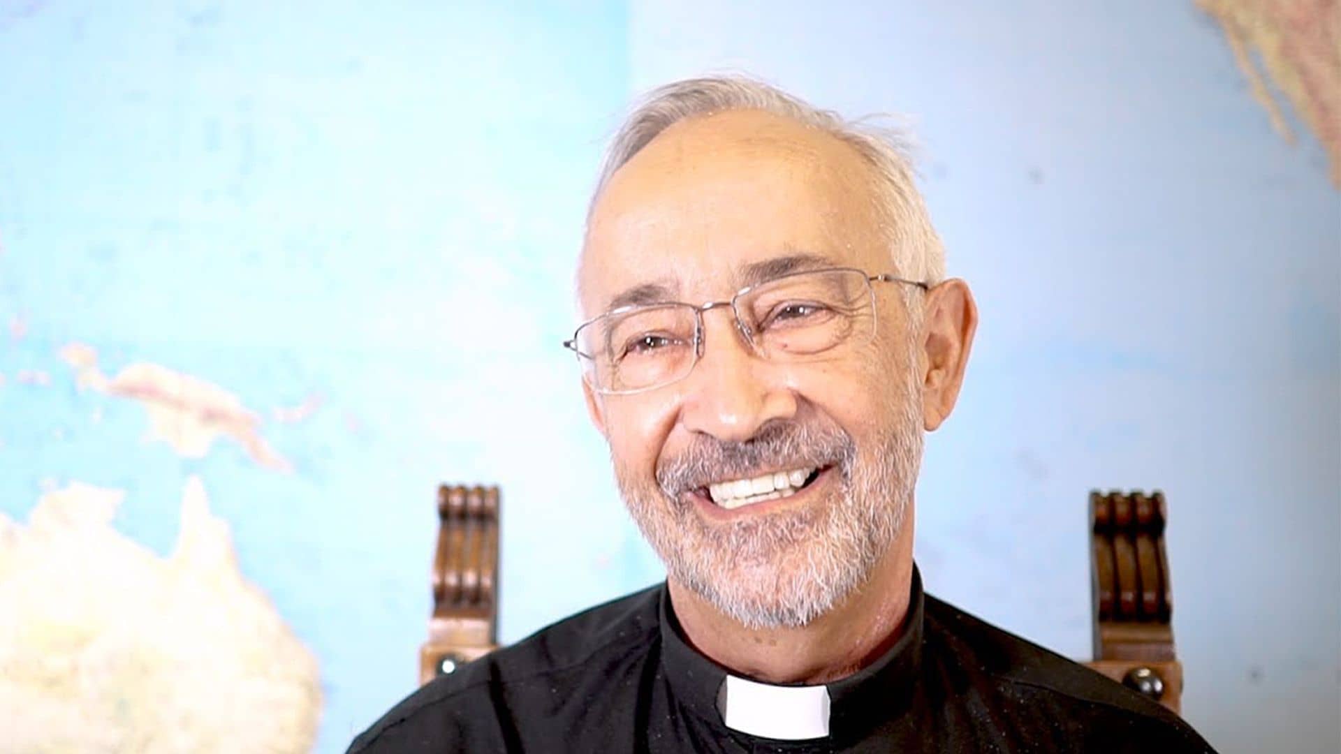 José Luis Pinilla SJ recibe premio por trabajo a favor de los migrantes