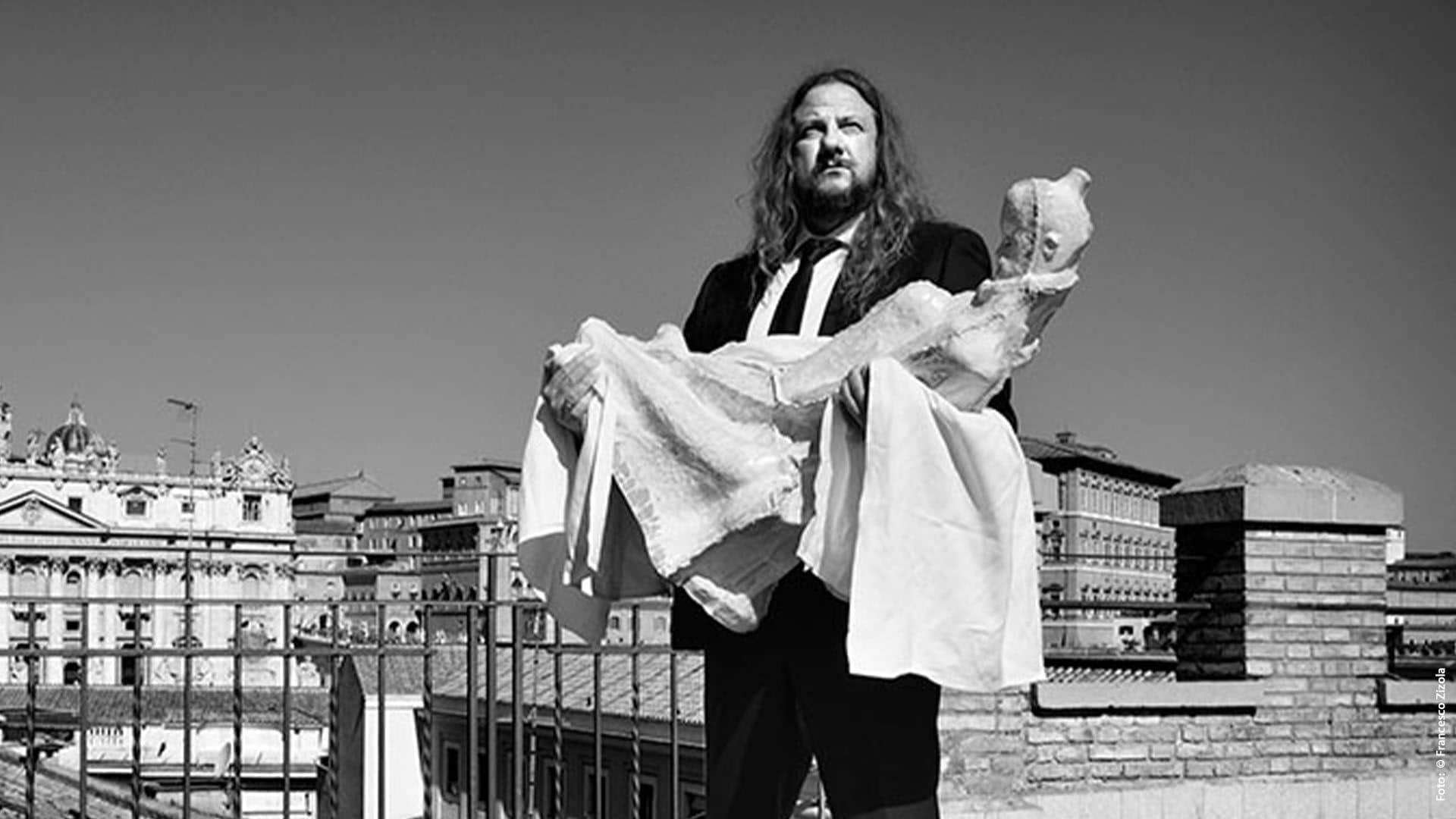 Escultor belga ofrece obra de arte por el Año Ignaciano