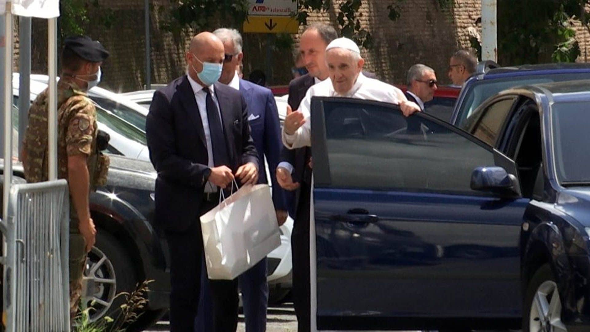 Papa Francisco ya se encuentra en Vaticano