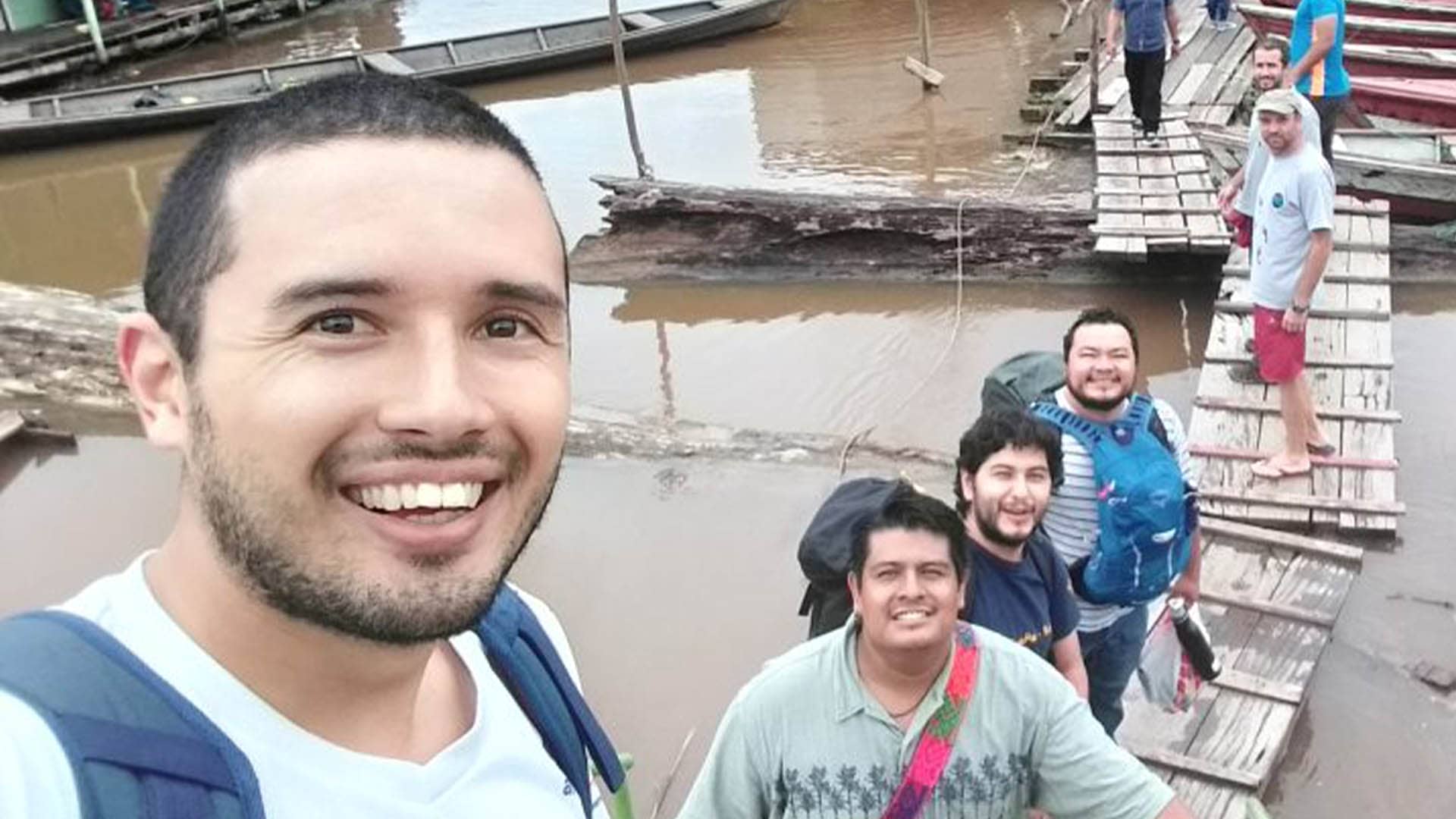 Entonces Moisés dijo: Veré por qué no se consume la zarza (Testimonio)