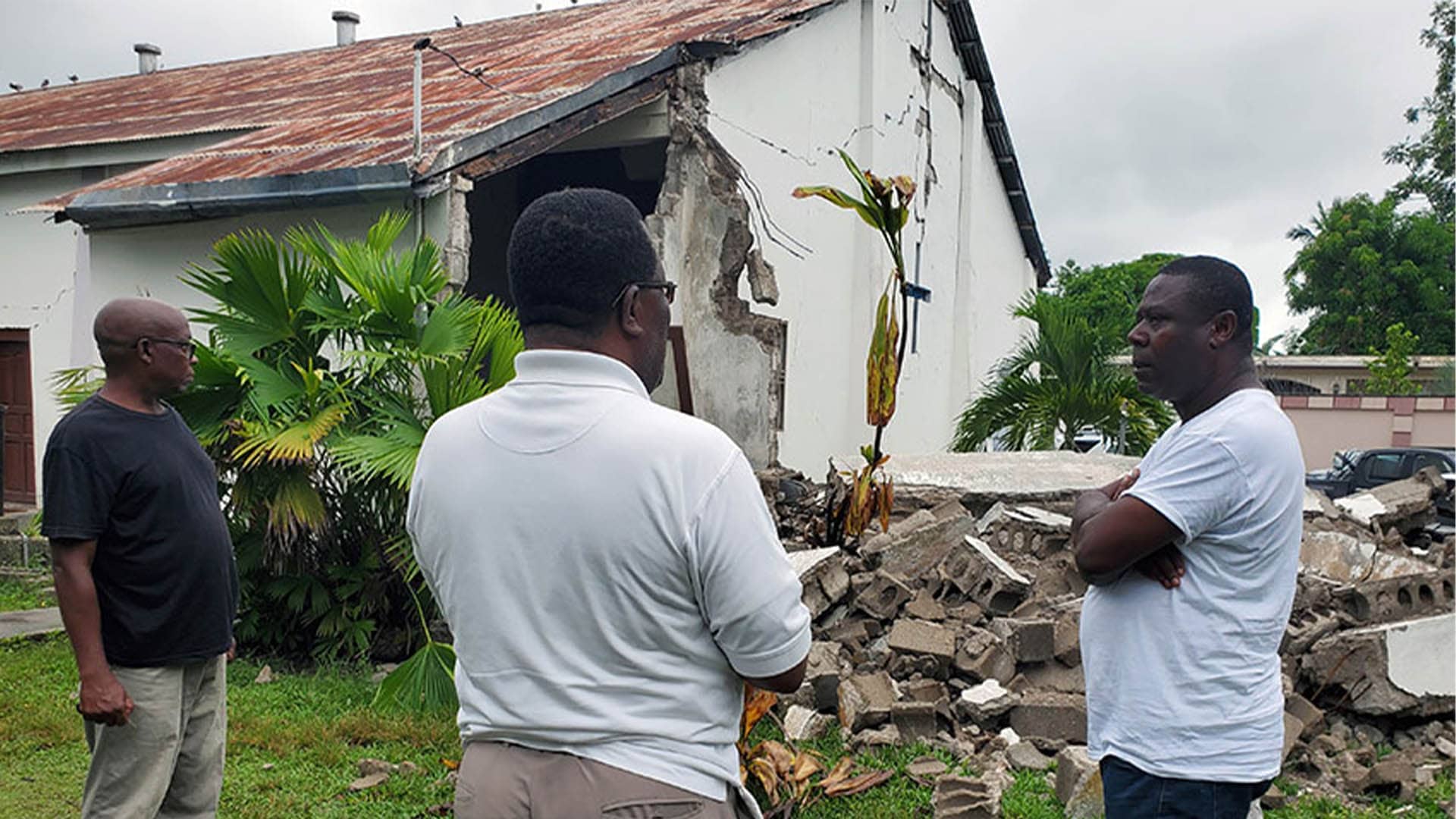 Jesuitas comparten avances en ayuda a familias víctimas en Haití